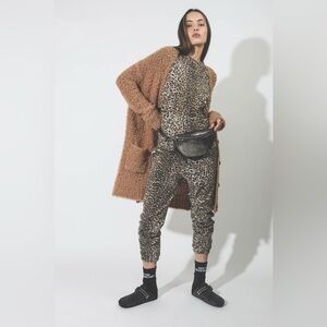 Brown Leopard Ragdoll LA pants mixed with leopard print.